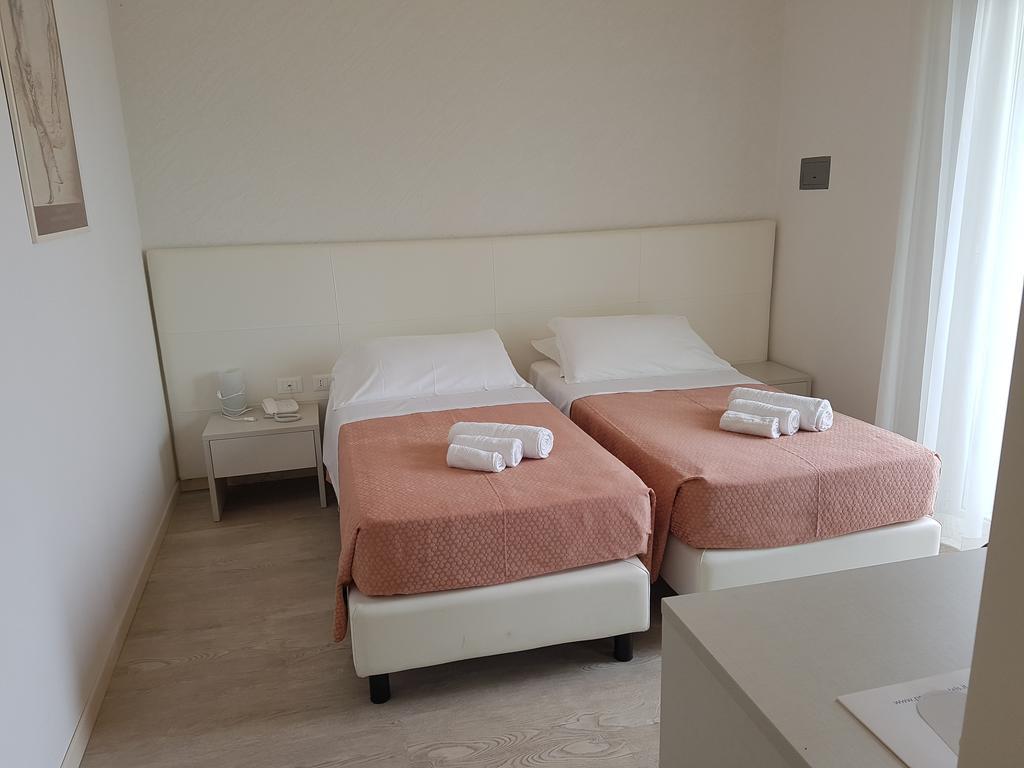 Hotel Sorriso Milano Marittima Exterior foto