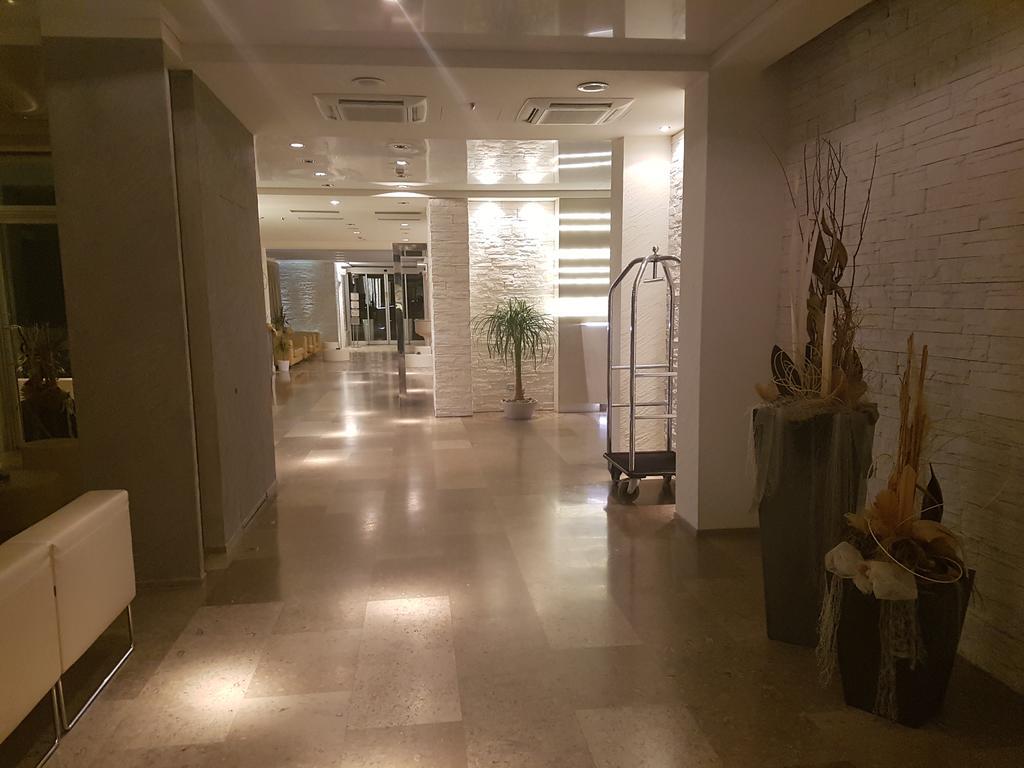 Hotel Sorriso Milano Marittima Exterior foto
