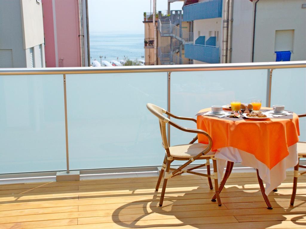 Hotel Sorriso Milano Marittima Exterior foto