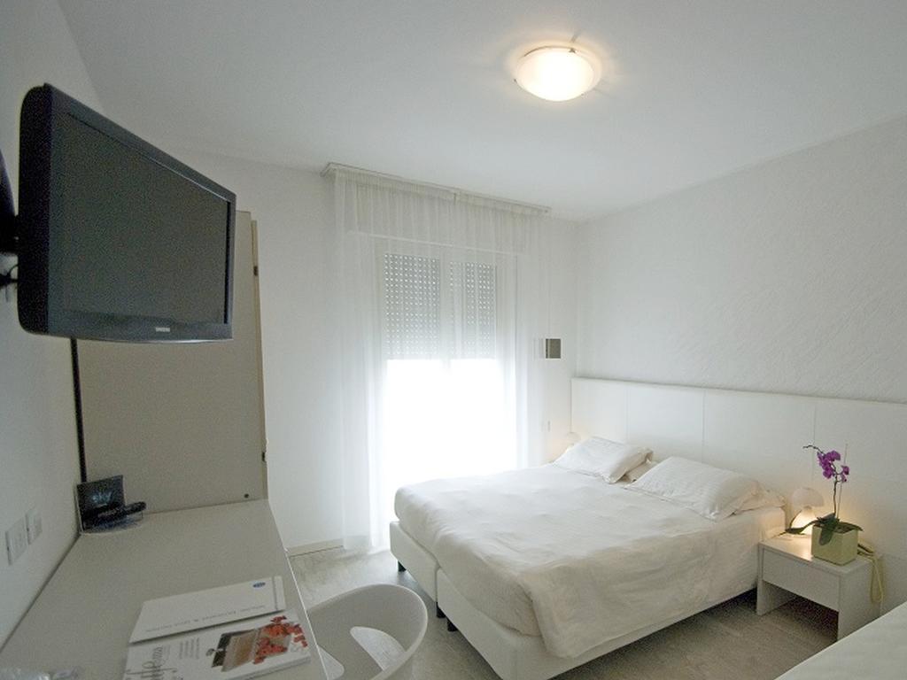 Hotel Sorriso Milano Marittima Exterior foto