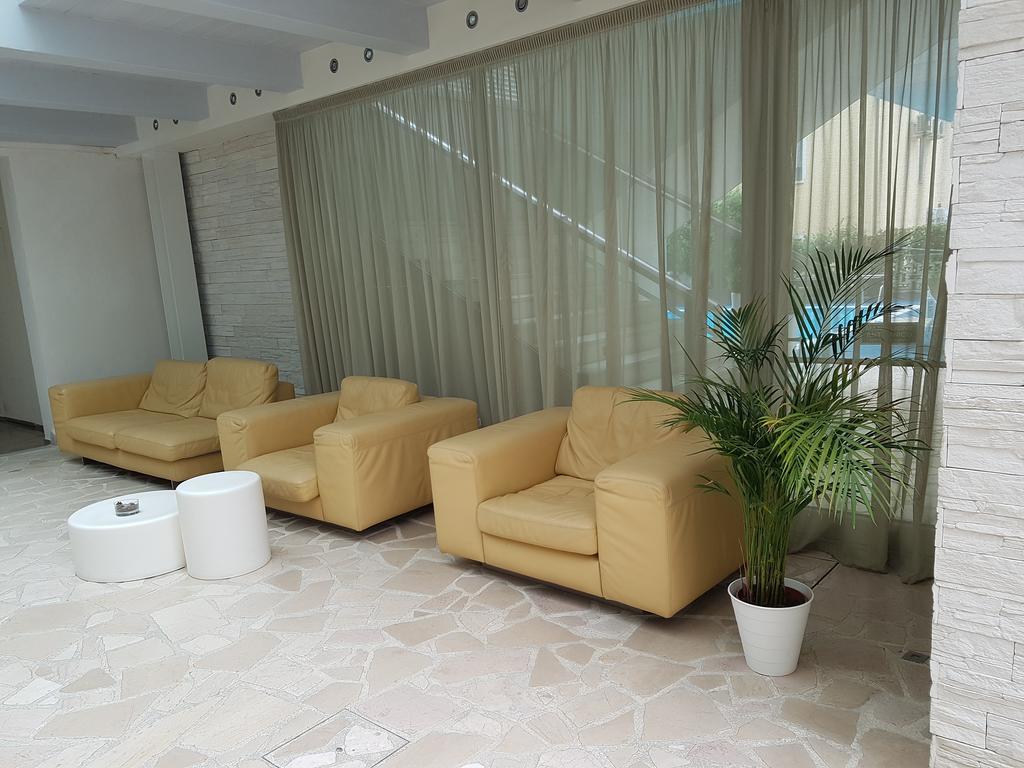 Hotel Sorriso Milano Marittima Exterior foto