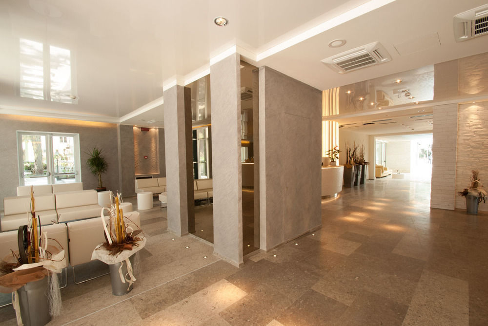 Hotel Sorriso Milano Marittima Exterior foto