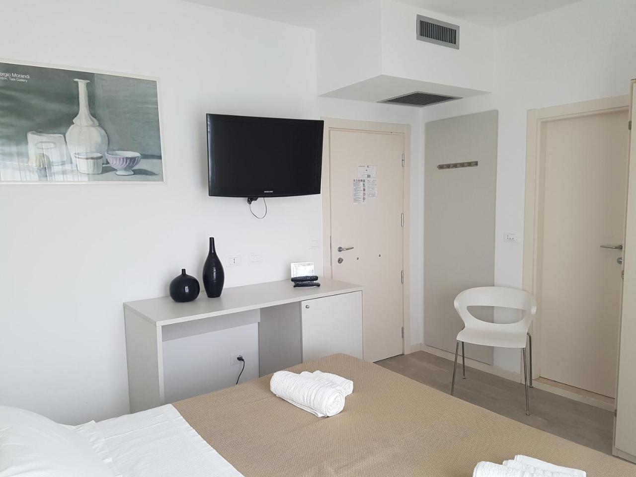 Hotel Sorriso Milano Marittima Exterior foto
